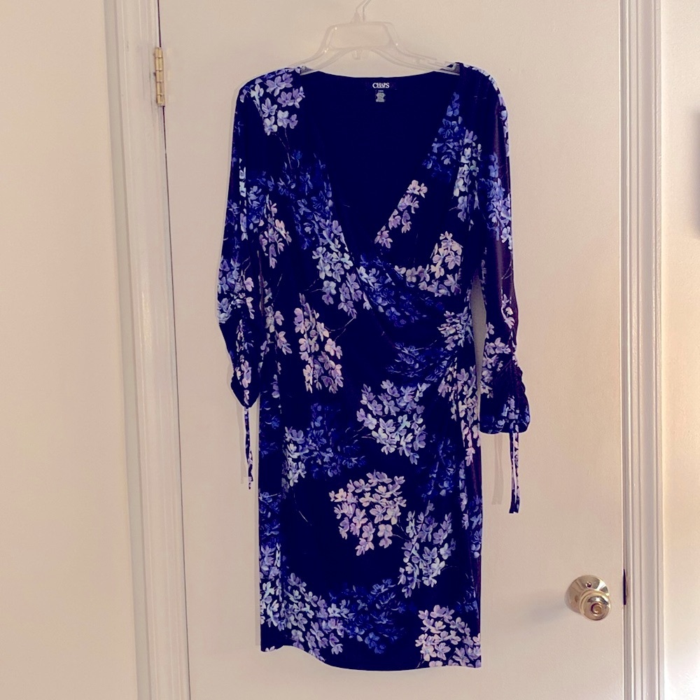 Chaps Ralph Lauren dress, L, navy with lilac flowers, v-neck. 3/4 sleeves.